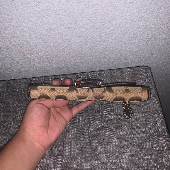 Vintage Coach Brown and Tan Wallet with Buckle - Picture 5 of 13